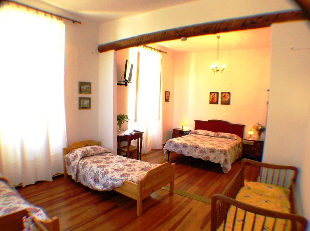B&B Villa Mirandola Brunate Room photo